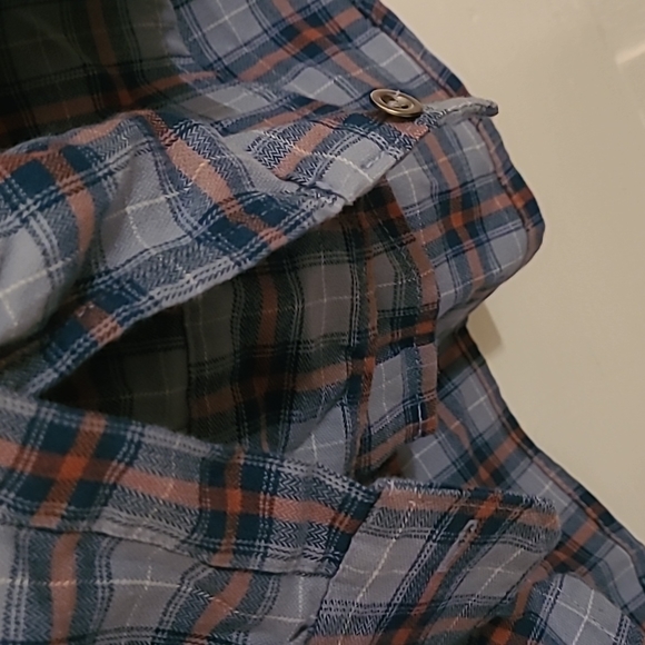 Wrangler Plaid Shirt - Picture 5 of 9